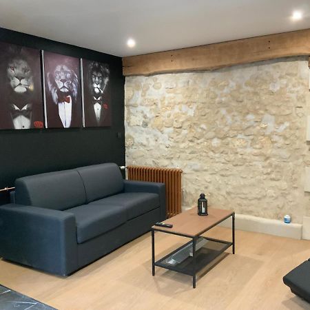Le Charme De L'Ancien Apartment Bourges Bagian luar foto