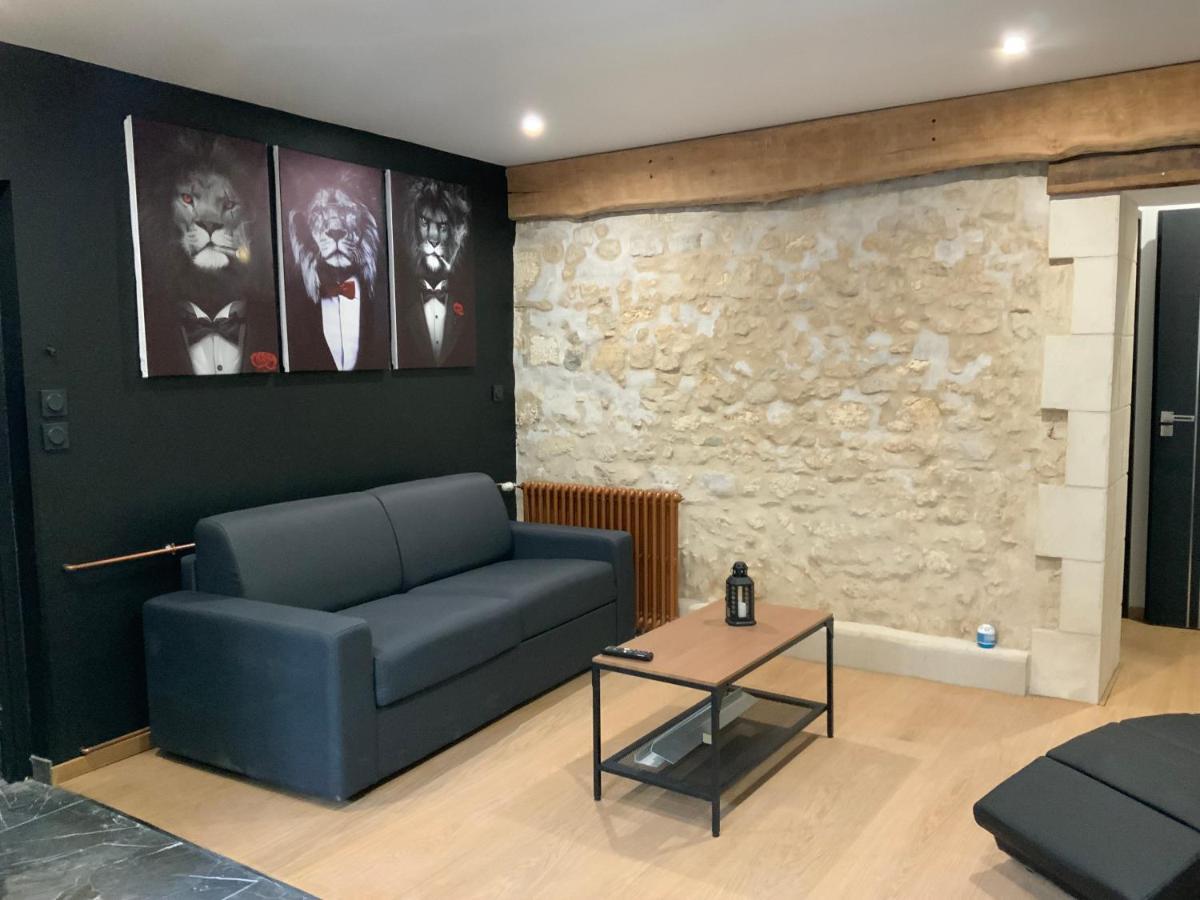 Le Charme De L'Ancien Apartment Bourges Bagian luar foto
