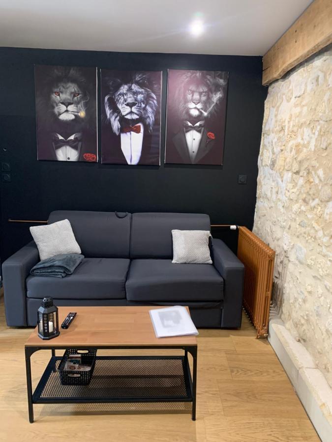 Le Charme De L'Ancien Apartment Bourges Bagian luar foto
